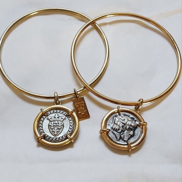 Tommy Hilfiger Bracelets - Picture 2 of 3